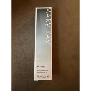 Mary Kay CC Cream Sunscreen Broad Spectrum SPF 15 - Very Deep Shade